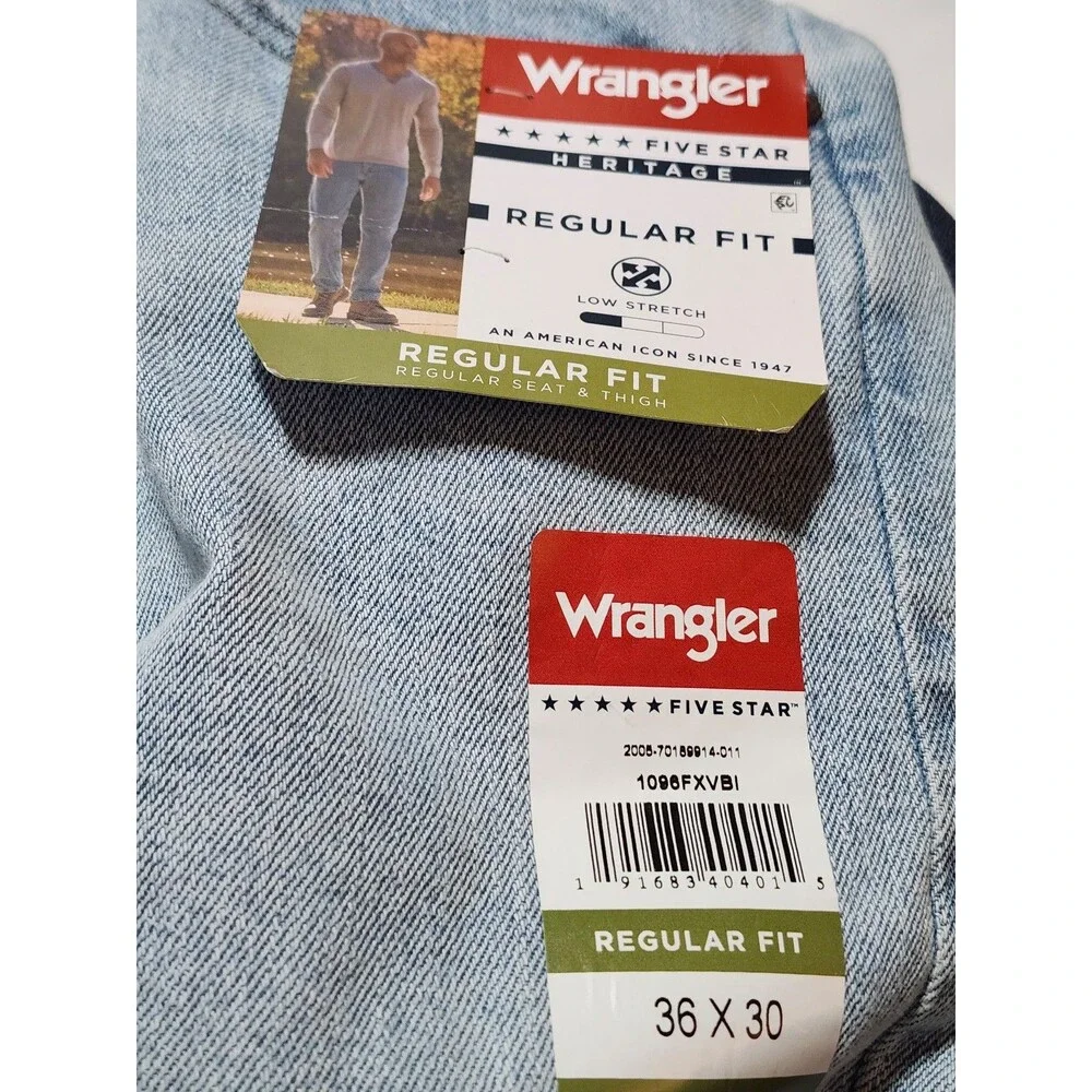 Wrangler Five Star Regular Fit Jeans – Men’s 36x30 Light Wash.           #101